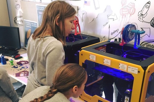 Video edukacija American Cornera Rijeka: Uvod u 3D printanje - gdje i kako krenuti?